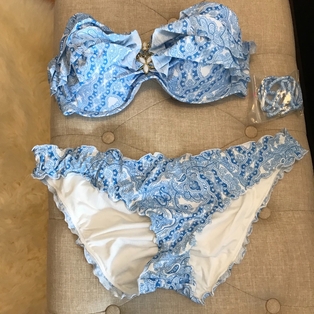 Victoria’s Secret Jewelled Bikini - size 36D/Large